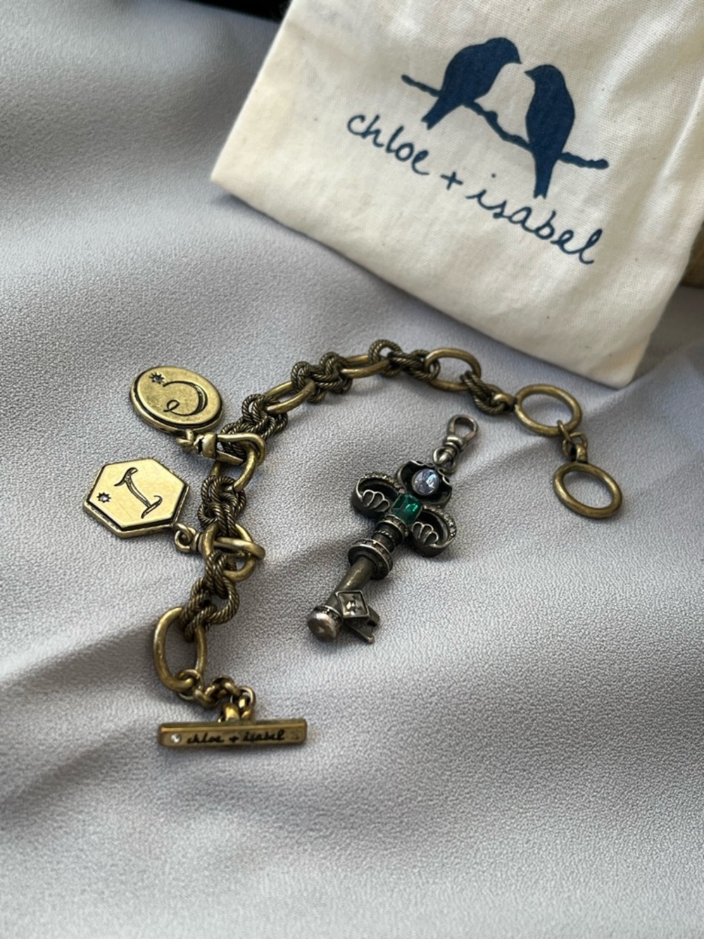 Chloe + Isabel 💙💛Antique Gold Charm Bracelet with Ornate Key EUC